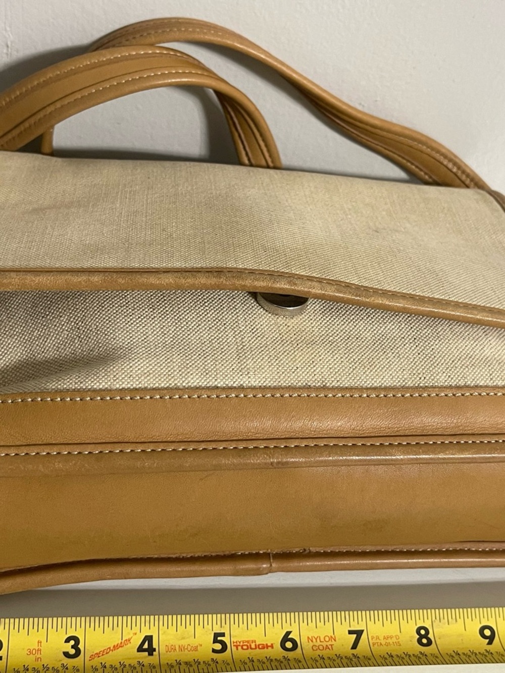 Coach Y2K Cream Canvas Shoulder Bag with Tan Leather Trim - Picture 9 of 11